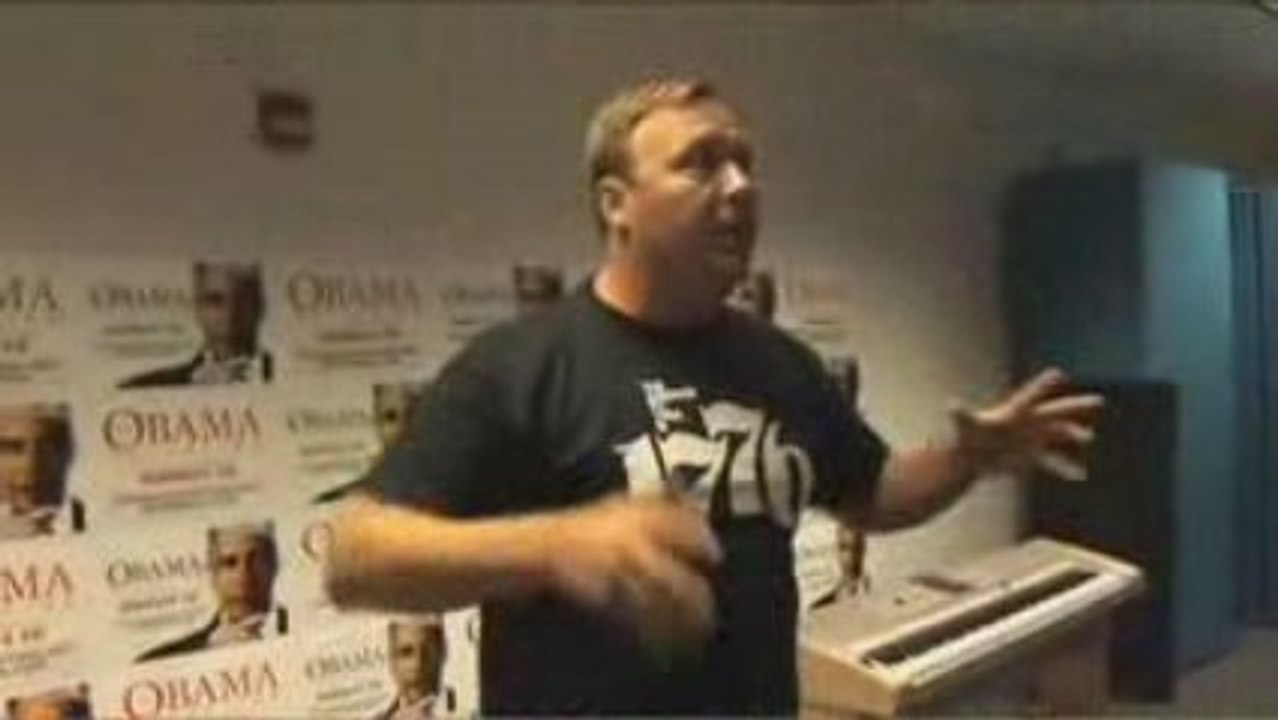 Alex Jones Calls for Aid to Expand the Infowar