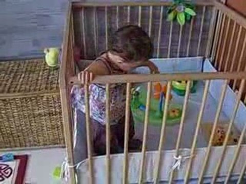 Bébé danse sur bob marley