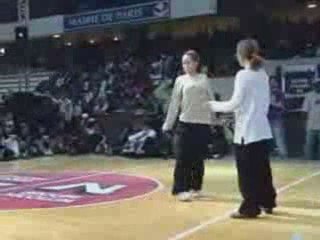 Birdy X: "On cherche l'espoir" danse hip hop