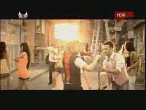 Yalin - Ah Be Kardesim (2009) by Aluxton