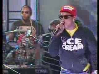 N E R D on Jimmy Kimmel Everyone Nose Spaz