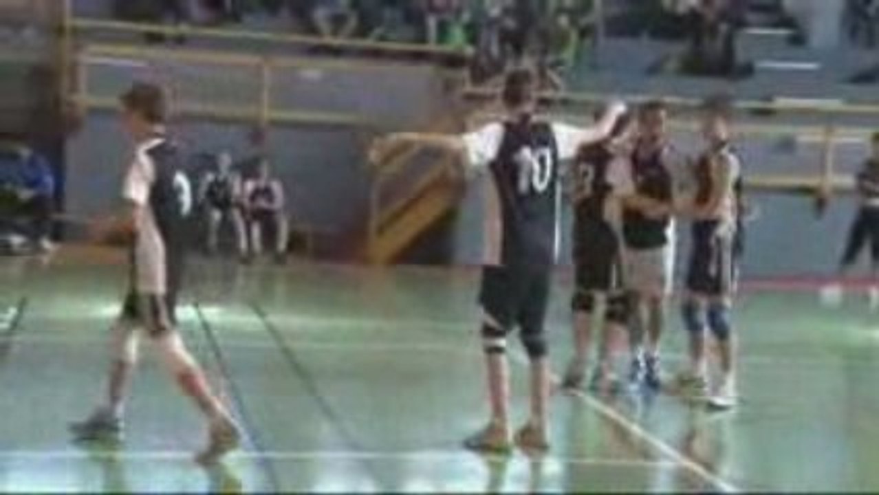 Volley minimes Puc-Rennes 3eme place