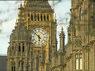 Cameron accuses PM of trying to 'fix' voting system