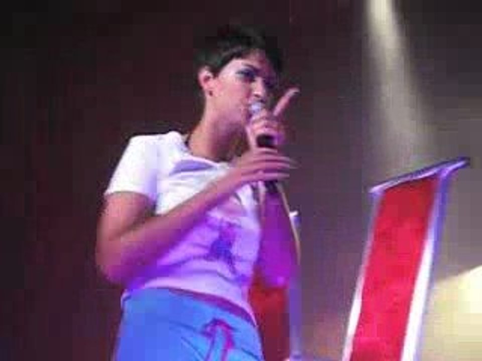 Sheryfa "Quelques part" à Puteau [06.06.09]