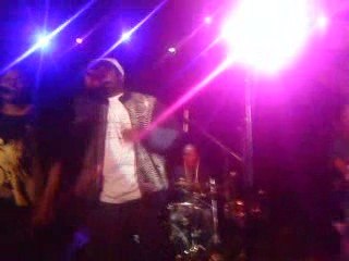 Mr Nov feat Mass - Musique ( Scène Bastille 9juin )