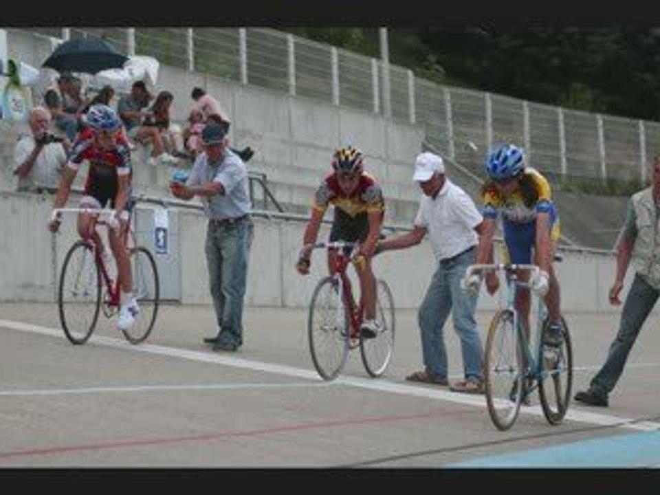 CHAMPIONNAT RHONE ALPES SUR PISTE MOINE FLORIAN