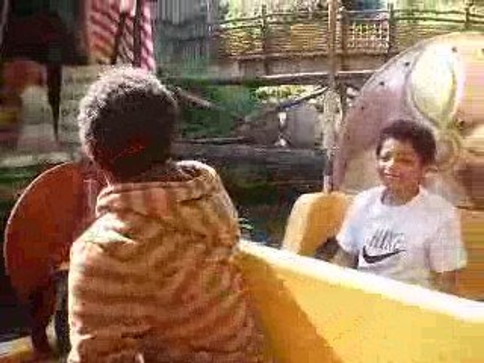 parc d'asterix (malex ,fediz,cassie,tyspet,keke, nana, mae)