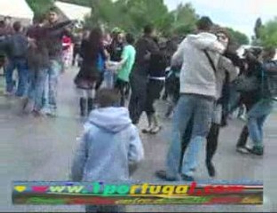 Joana na festa da associação Portugal Novo - Colombes -  27