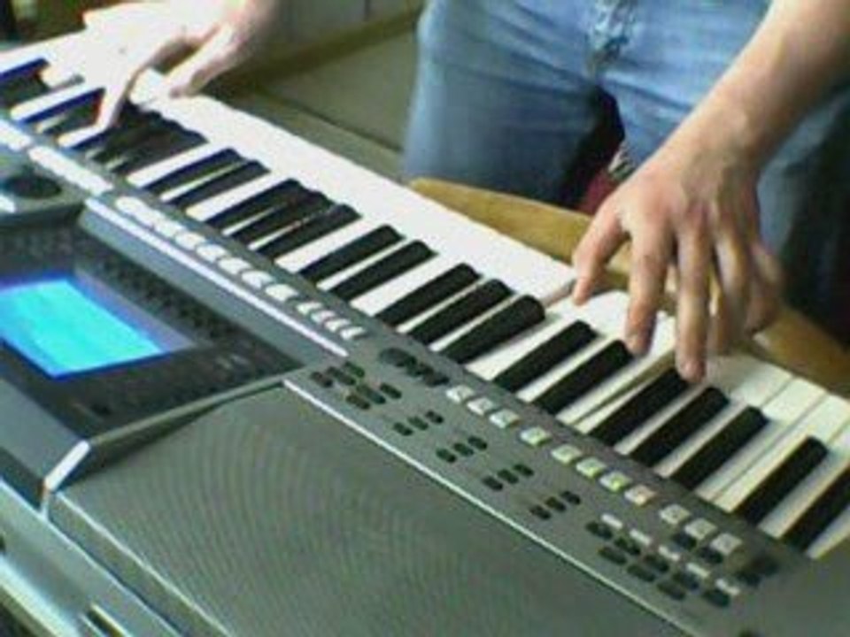 Jessy-James Live PSR S-700 et Ableton live Defected