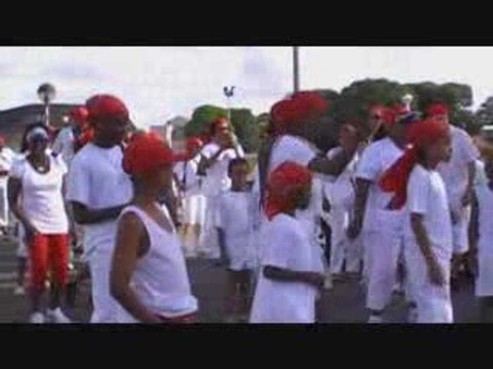 MARCHE AU TAMBOUR