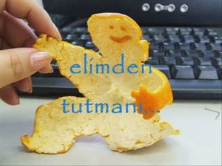 sana olan duygularımı masum bir mandalina olup anlatabilsem