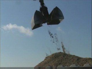 Transport fluvial au port de Harnes