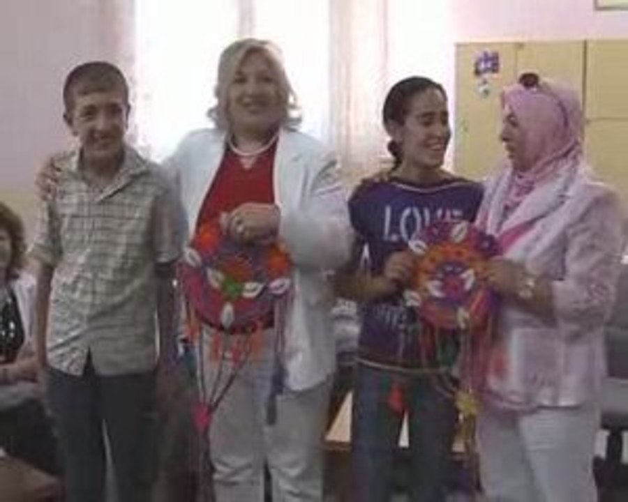 Bilecik özürlüler okulunu engelliler vakfı ziyaret etti