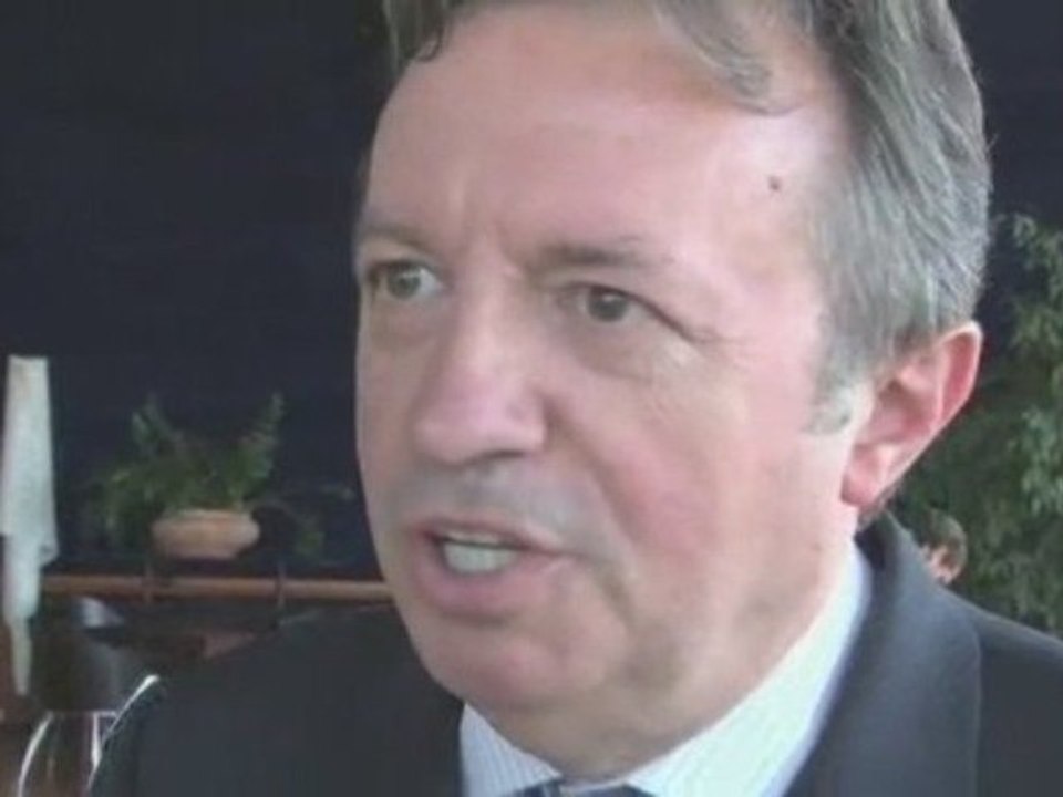 Aix-en-Provence: candidat PS aux municipales selon Guérini