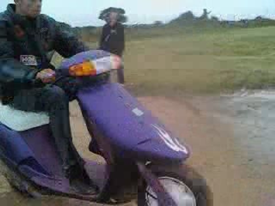 le deglinguer et le barge en becane et scoot