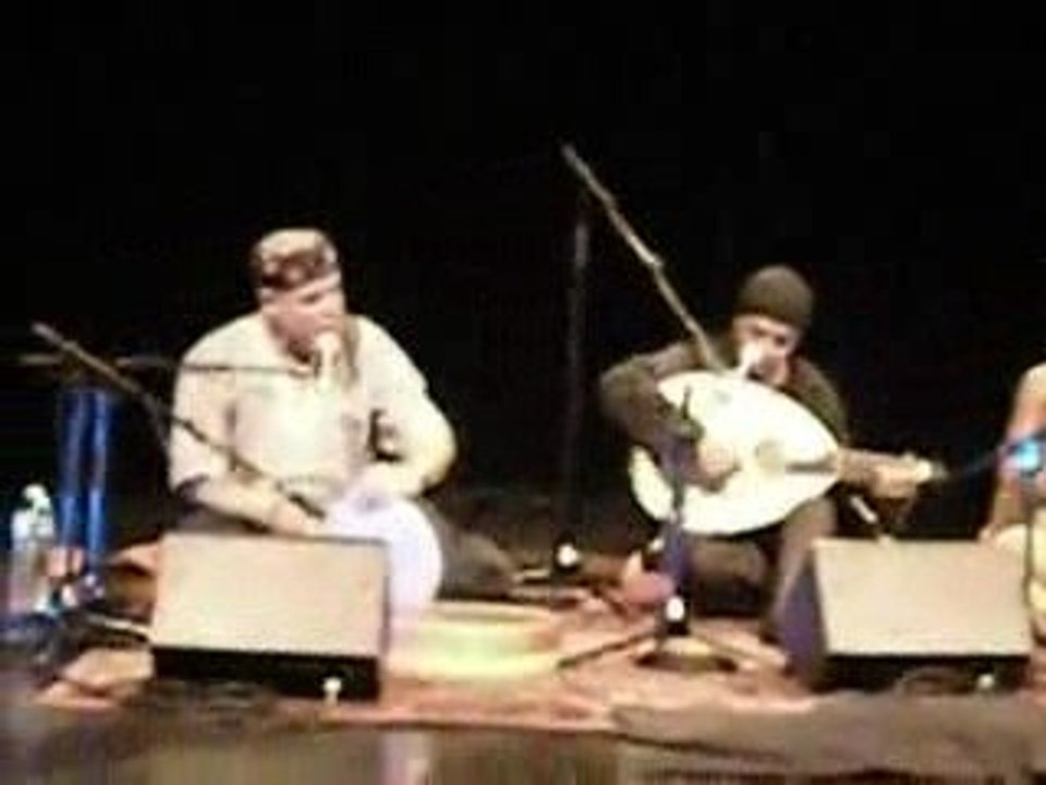 Alla en live avec les groue Gaada