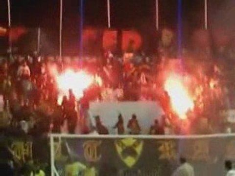 hooligans tunisie ( Taraji ) fi masr