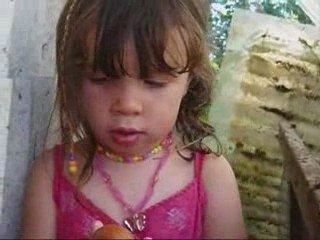 Fionna au poulailler