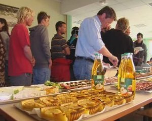 Houlgate - Plein Vent 2009 - Buhamad Kite Team  - Part Two