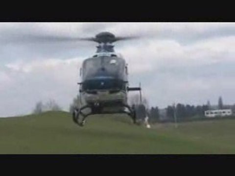 Hélicoptère EC-135