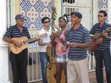 27 Cuba Trinidad Musiciens rue 3