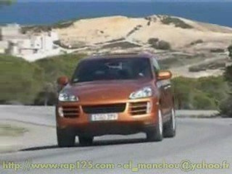 Test de la nouvelle Porsche à Bizerte