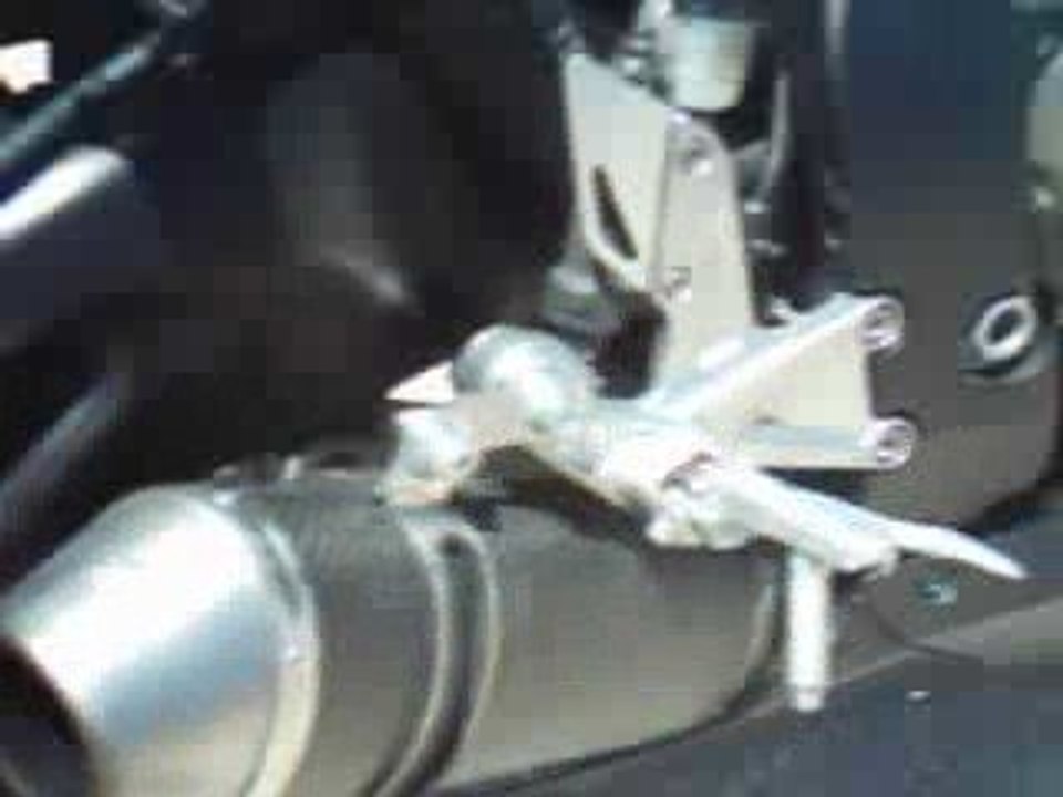 Son leovince evo2 carbone sur cbr1000rr