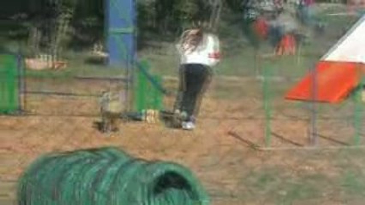 Clip livia akira roquefure 26 10 2008