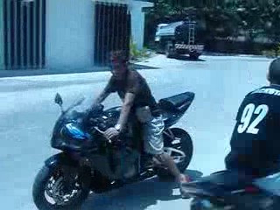 MOV05466