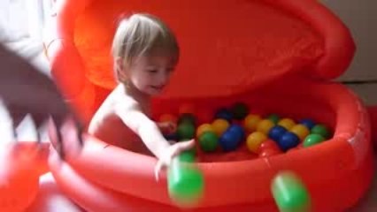 Mathilde - Piscine à balles