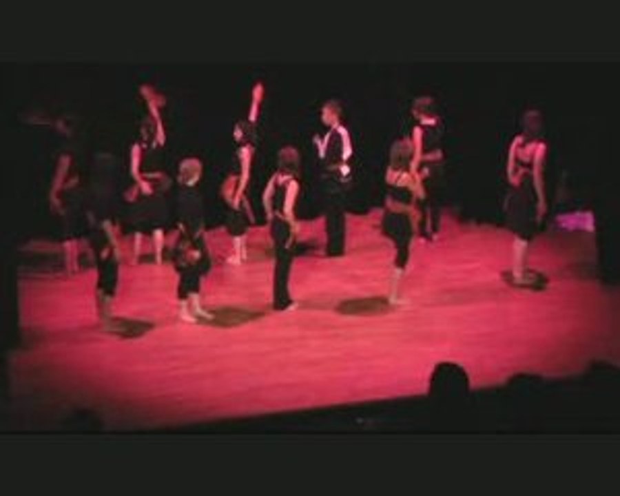 Hello , Section Danse