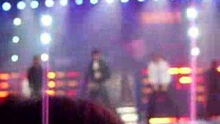 NKOTB-Grown Man_  Live from Paris 2009 february 4