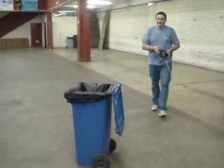 Hé hop , a la poubelle ... lol ...