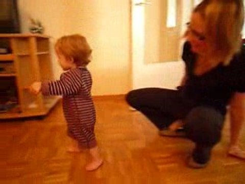 Louise fait son show pour jean francois