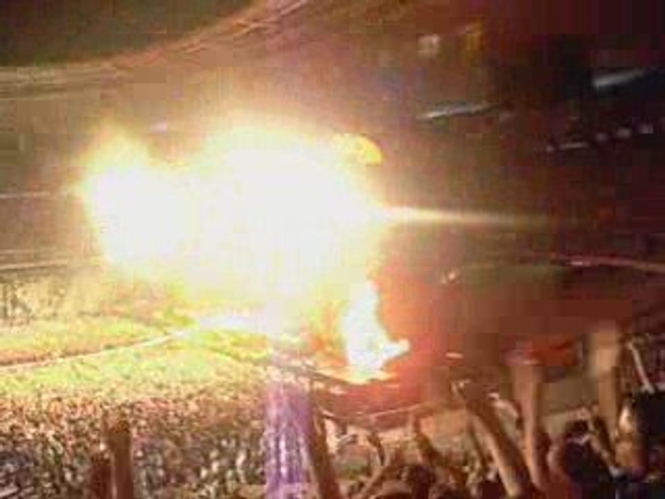 ACDC Highway to hell rappel stade de France 12/06/09