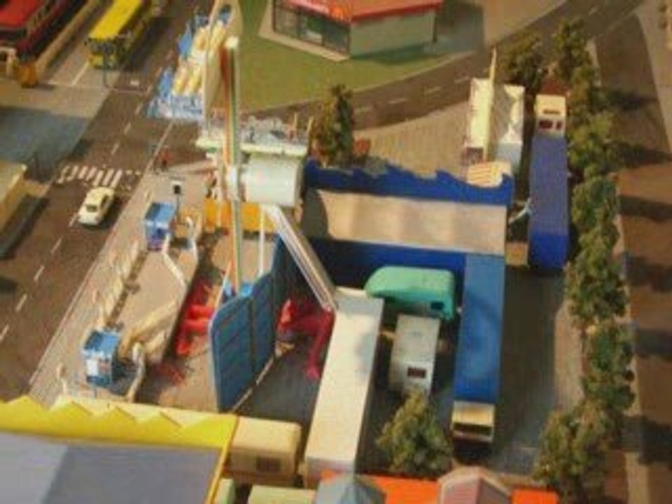 TRAIN AVRIL