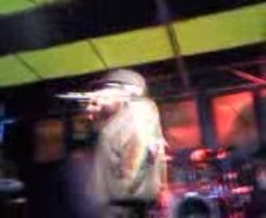 Yaniss Odua Massy 12 Juin 2009 ( Début concert - Praise )