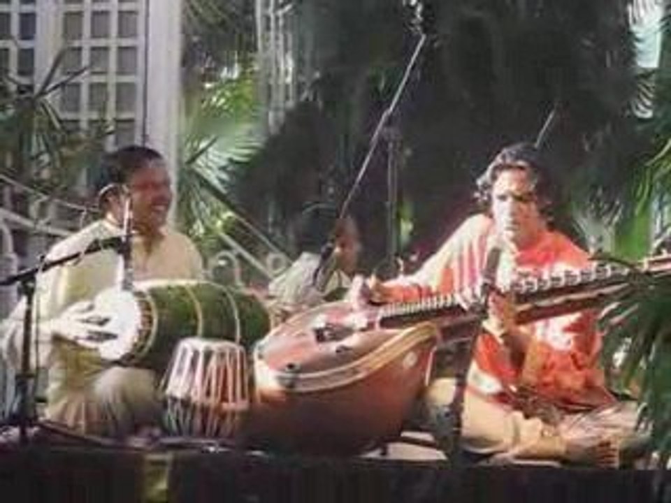 Concert de Raghunath Manet au musée Albert-Kahn