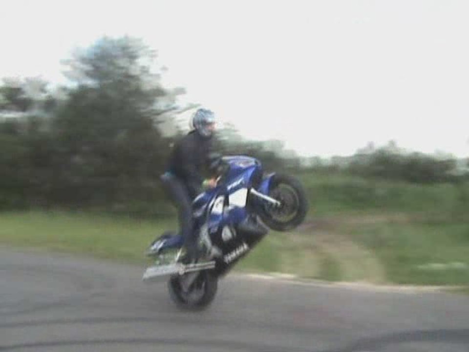 Lucień Team 5 wheelie, stoppie