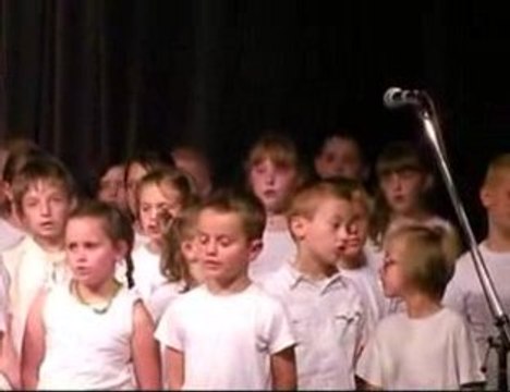 Somain-fête de l'école D. Chevaillier -chant: une bulle