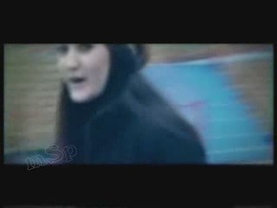 Kahraman Tazeoglu - Seni Içimden Terk Ediyorum by Aluxton