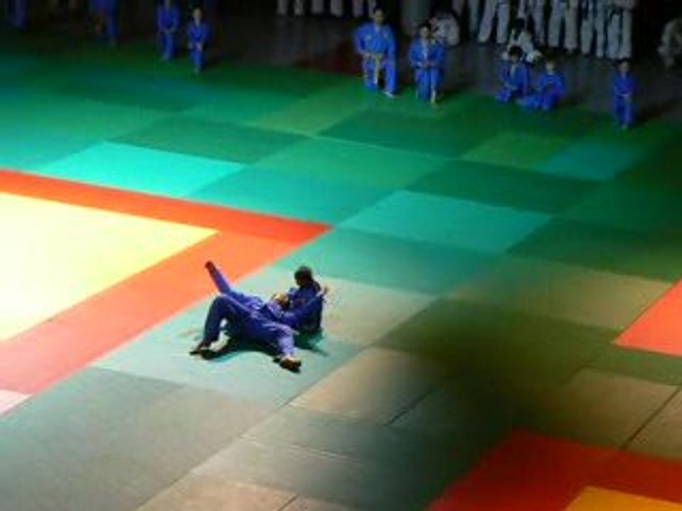 Paris 14e 2009 - Vovinam - Tam Vo Dao - Self Defense enfant