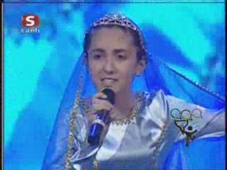 24-Demir attım yalnızlığa Azerbaycan Ebru Gündeş düet