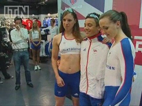 Sports star dresses green