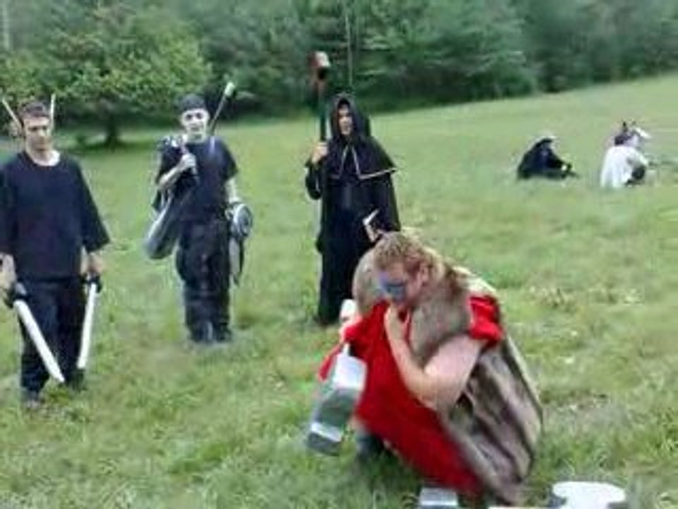 Dudee vs Momon