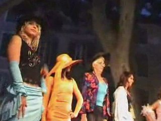 DEFILE DE MODE 13 Juin 09SALERNES PROVENCE VAR