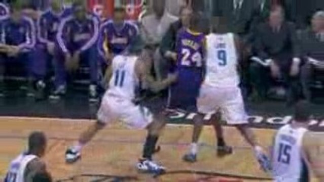 Courtney Lee strips Kobe Bryant, goes coast to coast and dis