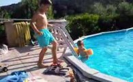 piscine juin 2009 evan et diego
