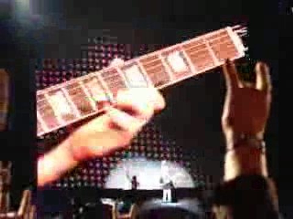 AC-DC  solo de guitare  au stade de France le 12 Juin 2009