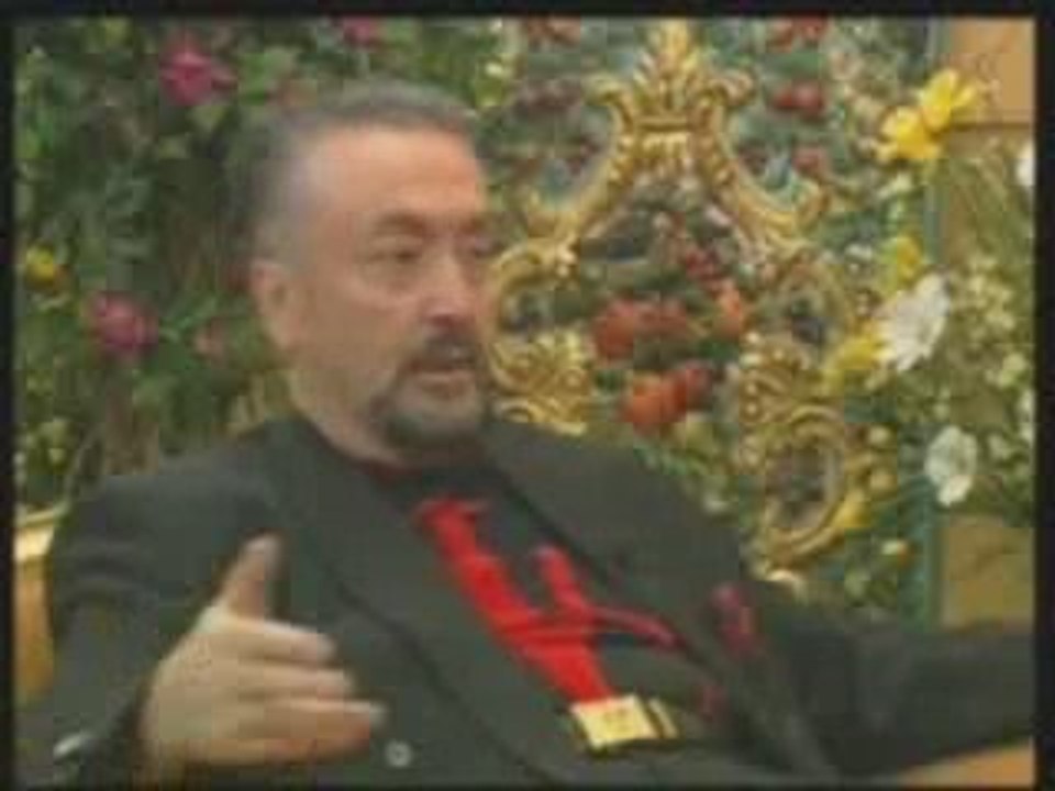 HZ. MEHDİ (A.S.) HALKIN İÇİNDE ÇARŞILARDA GEZER